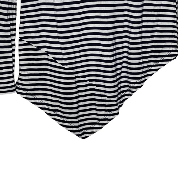 Cabi Tunic T-Shirt Size Small Navy White Striped Womens 100% Rayon Top - Picture 4 of 5